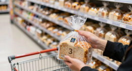 This Best-Selling $3 Aldi Bread Is So Popular, Shoppers Buy 575,000 Loaves Every Single Week